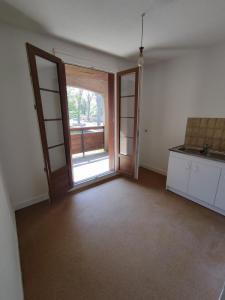 For rent Revel 3 rooms 64 m2 Haute garonne (31250) photo 0