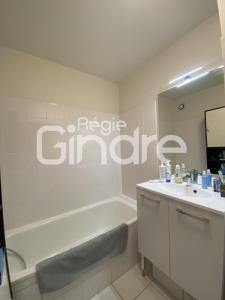 Louer Appartement Lyon-4eme-arrondissement 845 euros