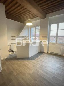 For rent Lyon-4eme-arrondissement 2 rooms 52 m2 Rhone (69004) photo 0