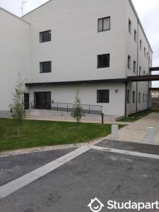 Louer Appartement Troyes 450 euros