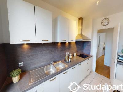 Louer Appartement Lyon-3eme-arrondissement 585 euros