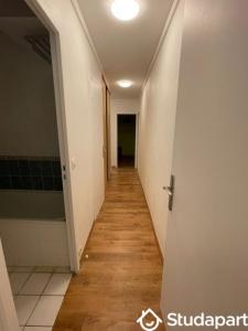 Louer Appartement Champs-sur-marne 550 euros