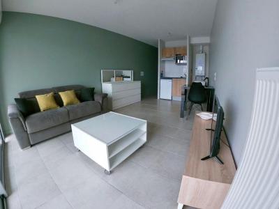 For rent Begles 1 room 32 m2 Gironde (33130) photo 0