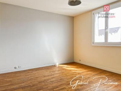 For sale Troyes 3 rooms 58 m2 Aube (10000) photo 2