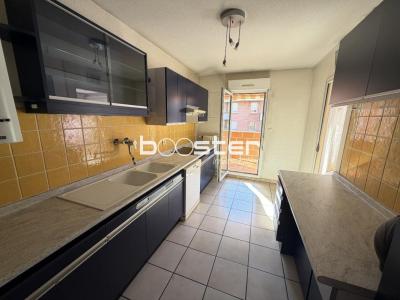 For sale Toulouse 4 rooms 75 m2 Haute garonne (31200) photo 2