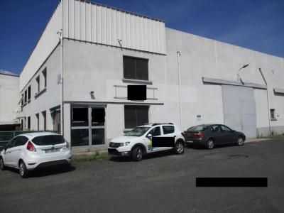 For rent Clermont-ferrand 390 m2 Puy de dome (63000) photo 0