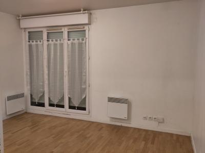 For rent Houilles 1 room 20 m2 Yvelines (78800) photo 2