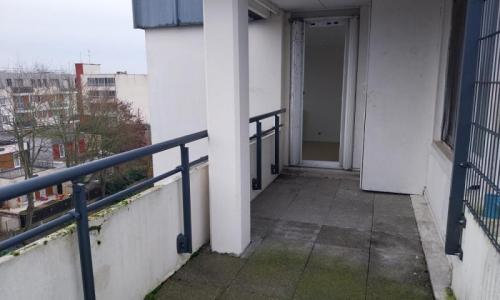 Louer Appartement Val-de-reuil 572 euros