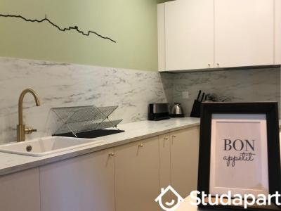 Louer Appartement 18 m2 Marseille-6eme-arrondissement