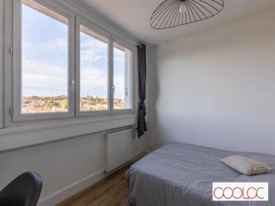 For rent Pierre-benite 1 room 20 m2 Rhone (69310) photo 0