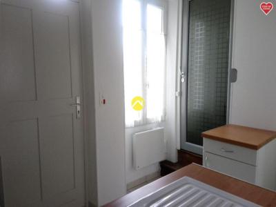 Acheter Maison Saint-amand-montrond 64500 euros