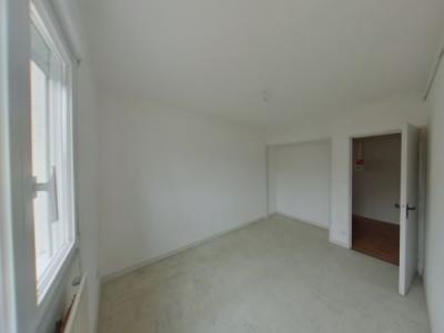 Louer Appartement 63 m2 Saint-amand-montrond