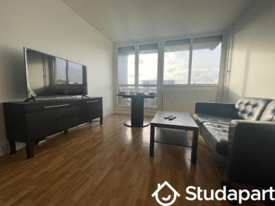 Louer Appartement 11 m2 Cergy