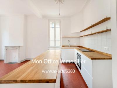 Acheter Appartement 67 m2 Beaurecueil