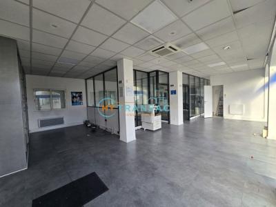 Annonce Location Local commercial Pontault-combault 77