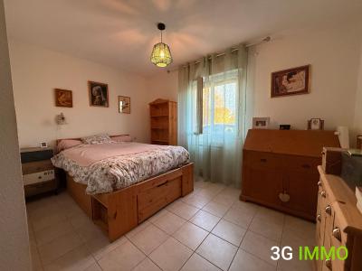 Louer Maison Tour-du-crieu 800 euros
