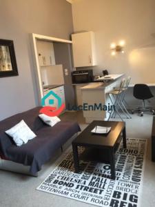 For rent Lyon-6eme-arrondissement 1 room 24 m2 Rhone (69006) photo 0