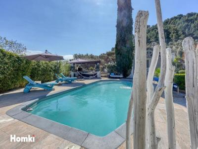 For sale Sollies-ville 6 rooms 207 m2 Var (83210) photo 0