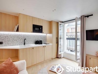 Annonce Location Appartement Paris-8eme-arrondissement 75