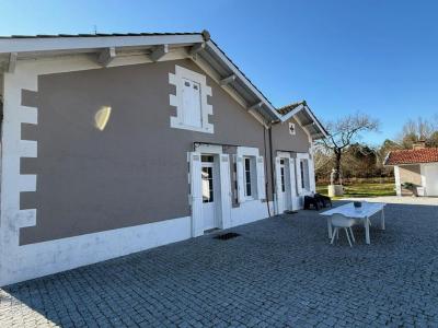 For rent Barp 8 rooms 211 m2 Gironde (33114) photo 0