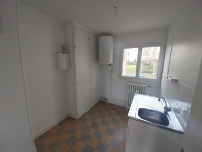 For rent Semur-en-auxois 3 rooms 47 m2 Cote d'or (21140) photo 1