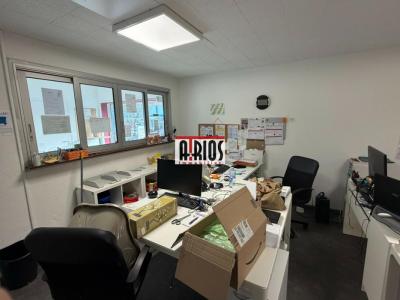 For rent Garde 280 m2 Var (83130) photo 1