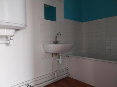 For rent Villeneuve-sur-yonne 4 rooms 78 m2 Yonne (89500) photo 2