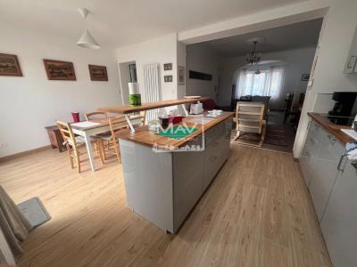 For rent Faches-thumesnil 3 rooms 99 m2 Nord (59155) photo 0
