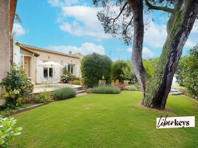 For sale Remoulins 4 rooms 91 m2 Gard (30210) photo 2