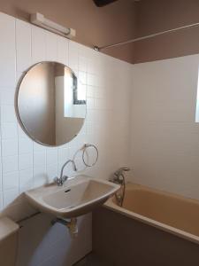 For sale 169 Rue Charles Martel 2 rooms Gard (30900) photo 2