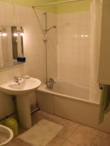 For rent Bordeaux 2 rooms 44 m2 Gironde (33000) photo 4