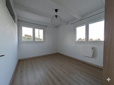 For rent Hyeres 3 rooms 60 m2 Var (83400) photo 4