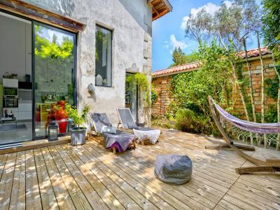 For sale Castelnau-de-medoc 6 rooms 225 m2 Gironde (33480) photo 0