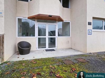 Acheter Local commercial Reignier