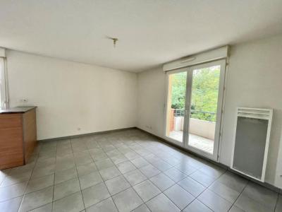 Louer Appartement 43 m2 Cepet
