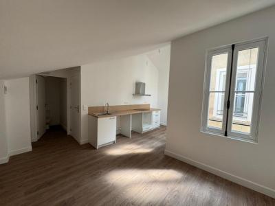 Louer Appartement 32 m2 Marseille-2eme-arrondissement