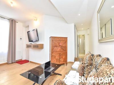 Louer Appartement Paris-8eme-arrondissement 2500 euros