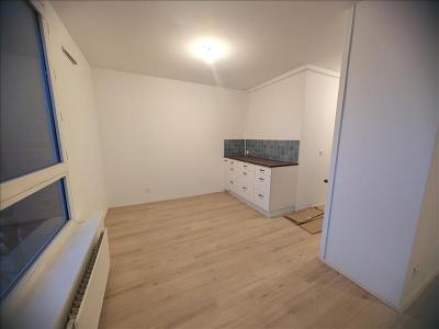 Louer Appartement 90 m2 Croix