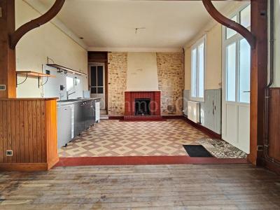 For sale Sauze-vaussais 8 rooms 190 m2 Deux sevres (79190) photo 3