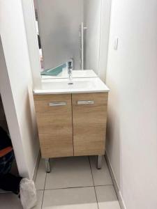 Louer Appartement Perenchies 605 euros