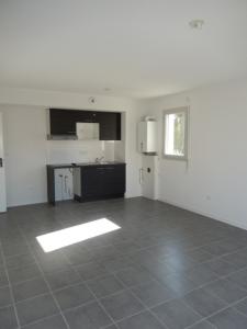 For rent Bouscat 3 rooms 62 m2 Gironde (33110) photo 0