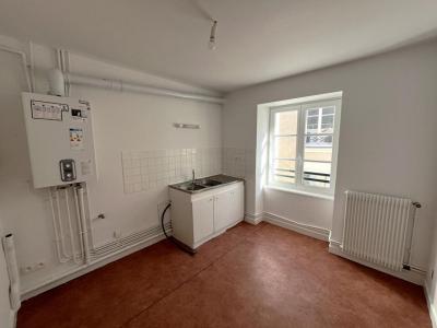 For sale Angers 3 rooms 66 m2 Maine et loire (49000) photo 2