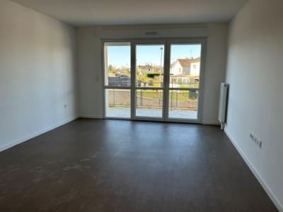 For rent Vierzon 2 rooms 49 m2 Cher (18100) photo 1