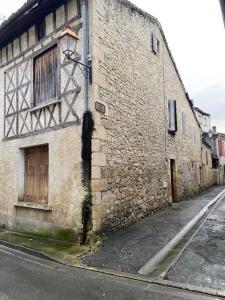 For sale Condom 2 rooms 120 m2 Gers (32100) photo 0