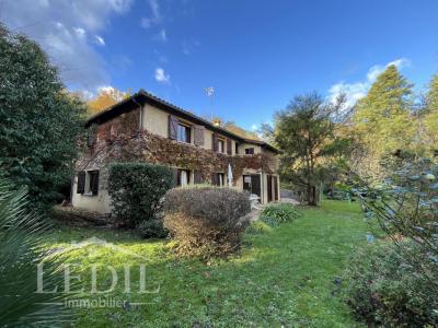 For sale Condom 6 rooms 176 m2 Gers (32100) photo 0