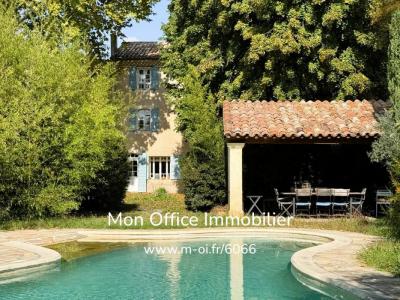 For sale Tour-d'aigues 14 rooms 390 m2 Vaucluse (84240) photo 1