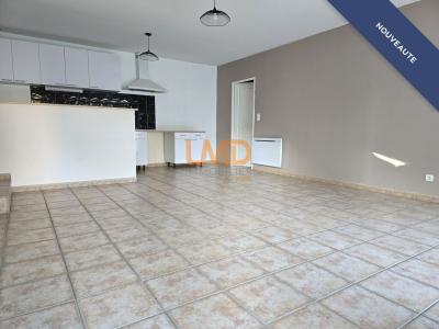 For sale Saint-saturnin-les-avignon 4 rooms 76 m2 Vaucluse (84450) photo 2