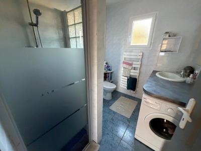 For sale Mathes 3 rooms 63 m2 Charente maritime (17570) photo 4