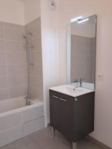 Louer Appartement Eybens 909 euros