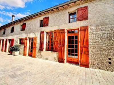 For sale Saint-martin-de-juillers 8 rooms 275 m2 Charente maritime (17400) photo 3